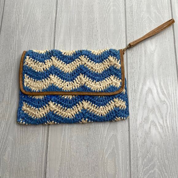 Shiraleah Woven Crocheted Blue & Tan Chevron Jute Clutch Bag - Picture 1 of 9